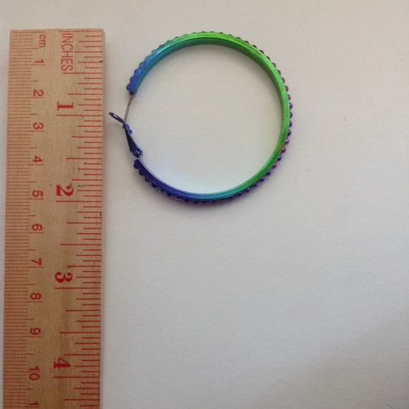 Multi Colored Hoops with Bead Detailing Down the Middle - Picture 5 of 5